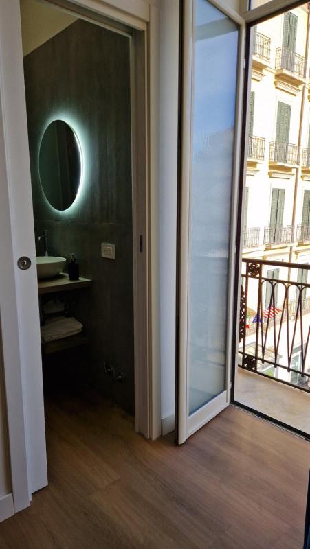 Family Suite with Balcony image 4