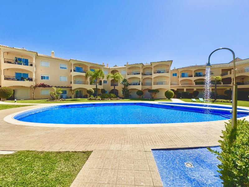 Vilamoura Beach Village 1 With Pool by Homing - image 33