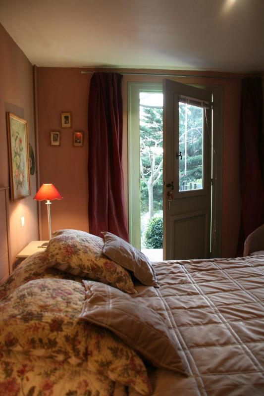Superior Double Room with Garden Access image 1