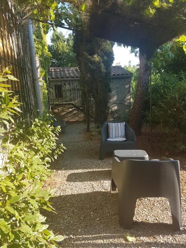 Double Room with Garden View image 2