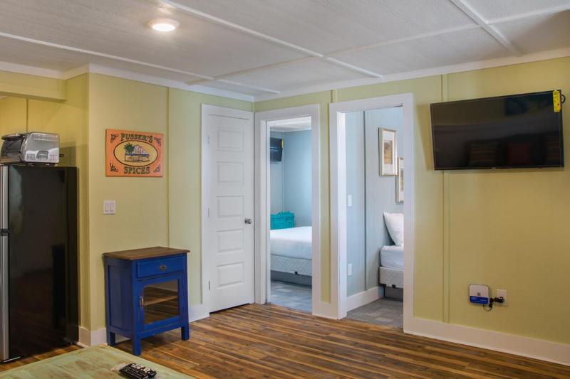 See Sea Motel - image 10