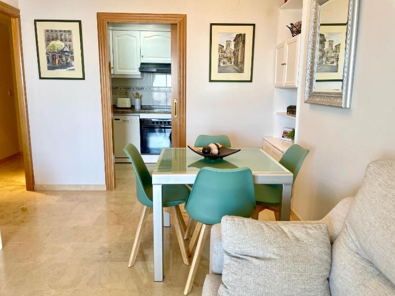 Apartment in Gemelos 20 with free parking Levante Area - image 4