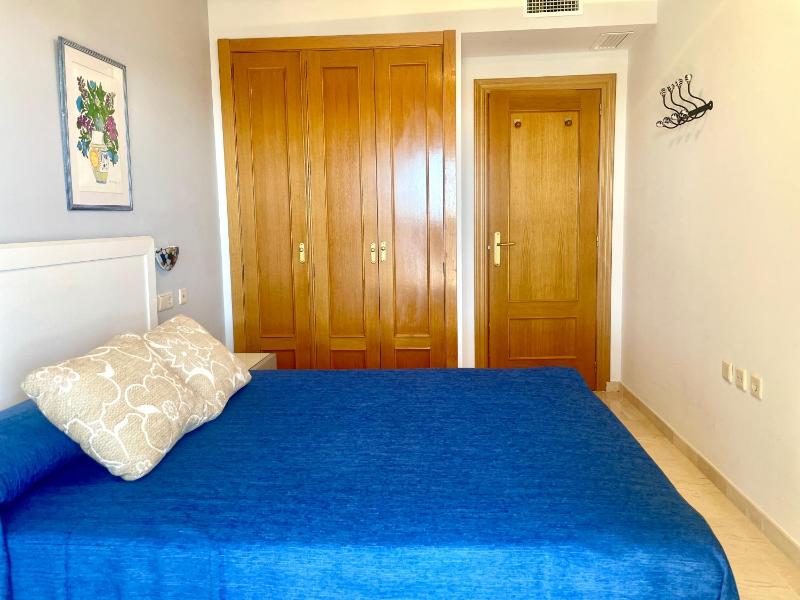 Apartment in Gemelos 20 with free parking Levante Area - image 11