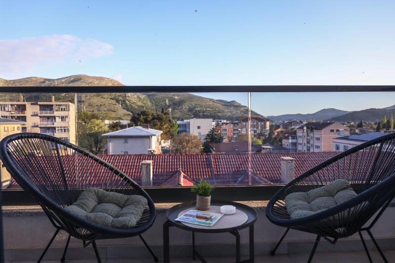 Central Rooftop Apartment - image 1