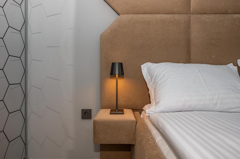 ElenartLux - Baby Cot - Pets Allowed - Free Parking & Fast Wi-Fi - image 27