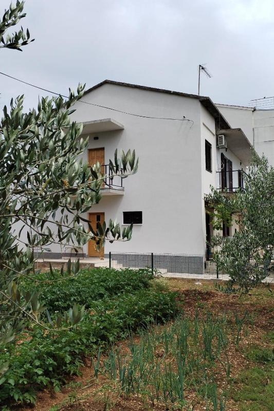 Apartments with parking space Trogir - 23129 - image 16