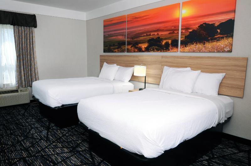 Double Room with Two Double Beds - Non-Smoking image 2