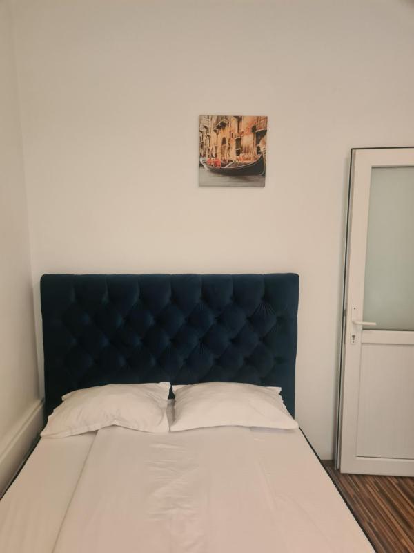 Corina House - image 14