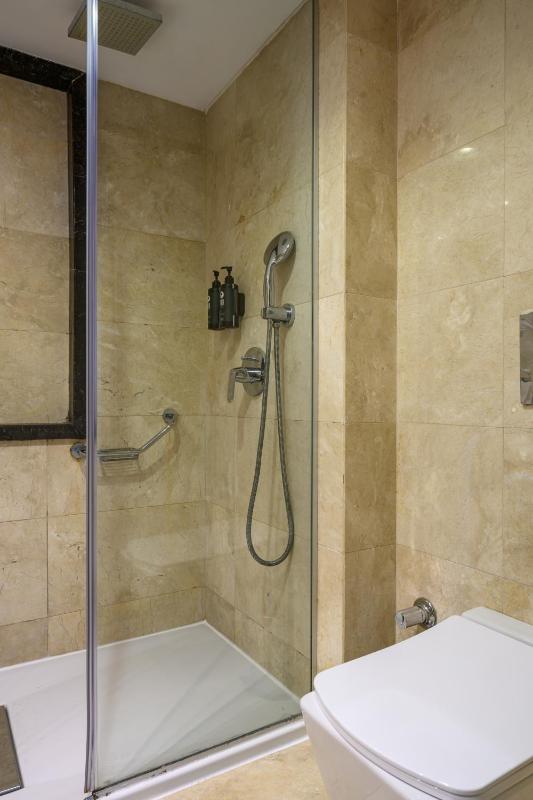 1 Double Bed, Standard Room, Non-Smoking image 1