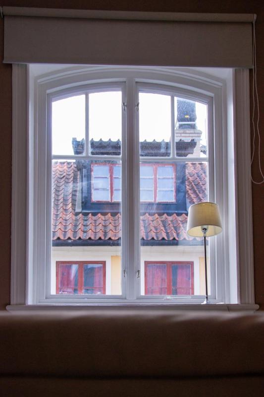 Standard Double Room with Shared Bathroom image 3