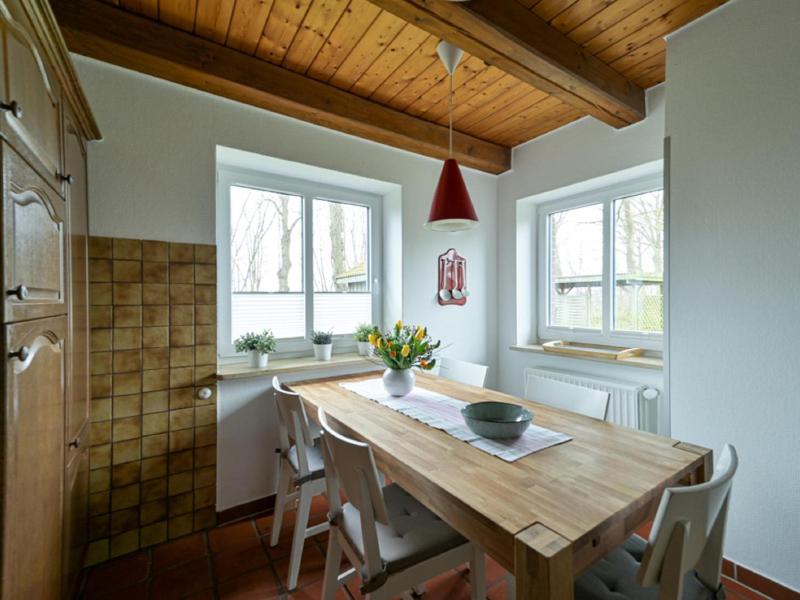 Holiday Home image 4