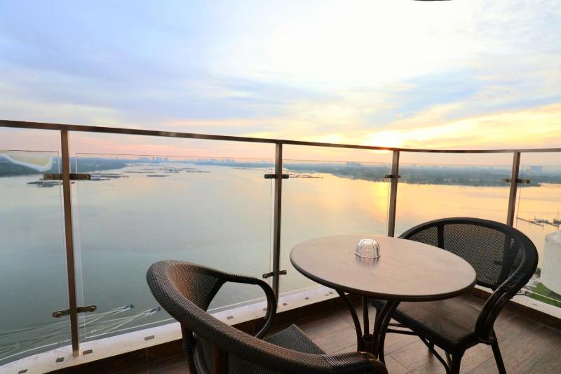 King Bay @ Danga Bay【Seaview】 - image 11