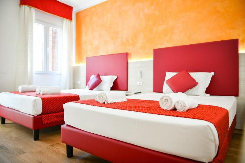 Family Two-Bedroom Apartment with View image 2