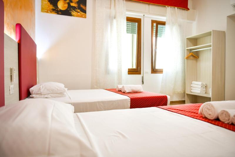 Vacation Venice Rooms - image 14
