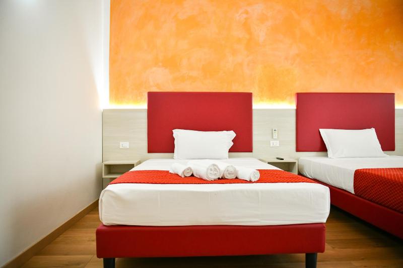 Quadruple Room image 3