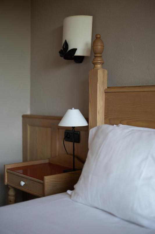 Superior Double Room image 4