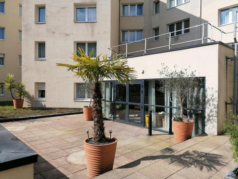 Terres de France - Appart Hôtel Rouen Flaubert - image 7