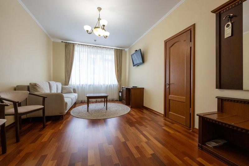 Junior Suite with Air-Conditioner image 1