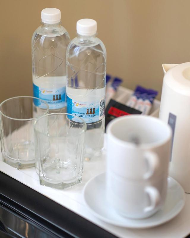 Junior Suite with Air-Conditioner image 2