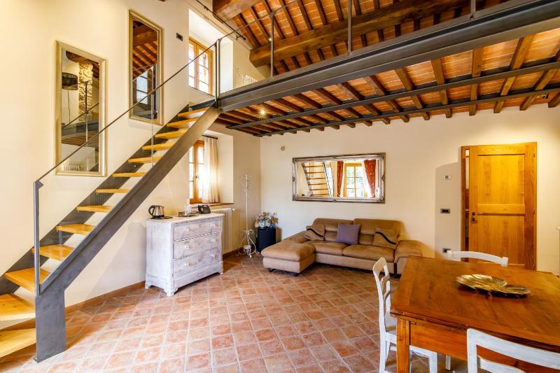 Luxury Suite image 2