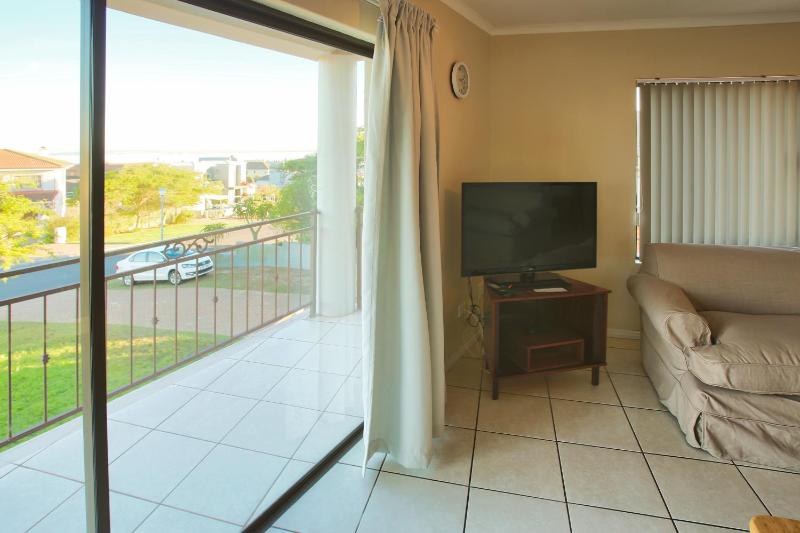 Kian's Place Langebaan 8-sleeper - image 11
