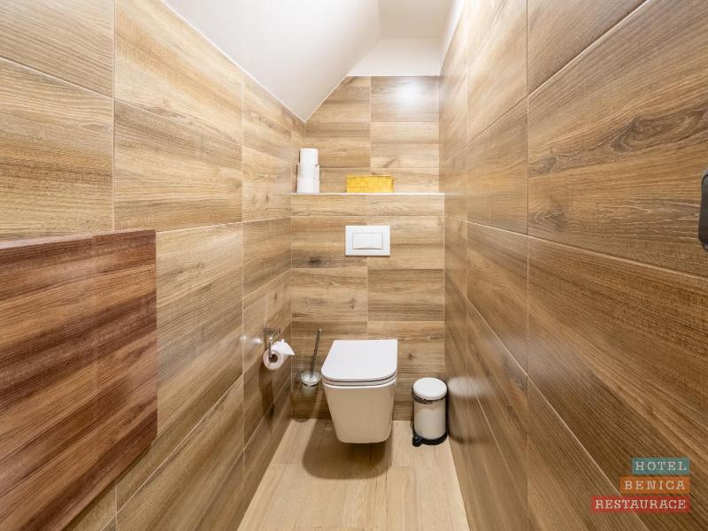 Deluxe Family Suite image 3