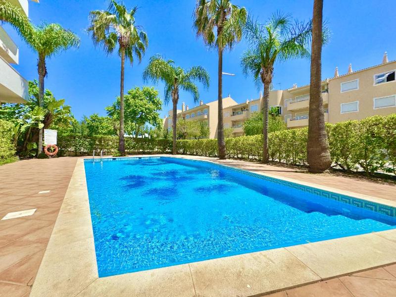 Vilamoura Stylish 2 With Pool by Homing - image 27