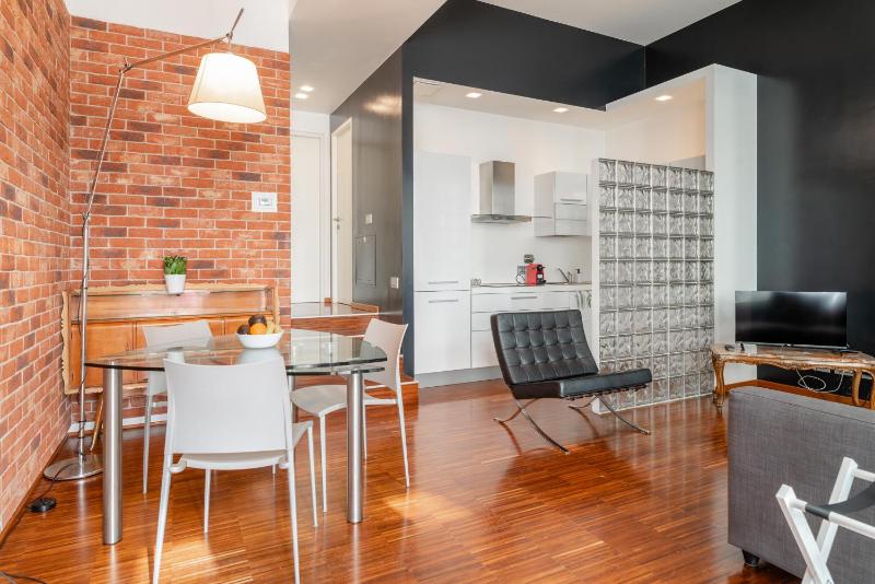 Contemporary Loft-Style Flat in San Salvario - image 1
