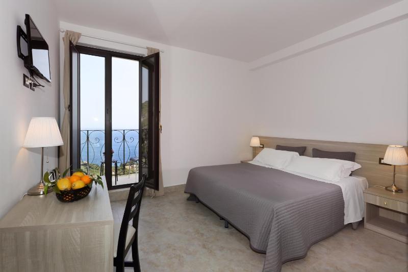 Villa Astoria - image 31