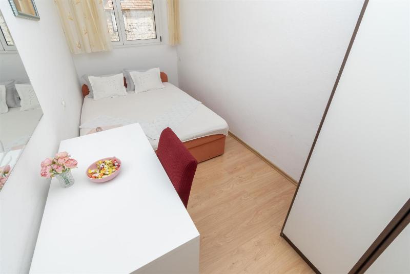 Two-Bedroom Apartment image 3