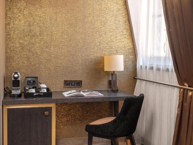 Queen Room - Mobility Access image 4