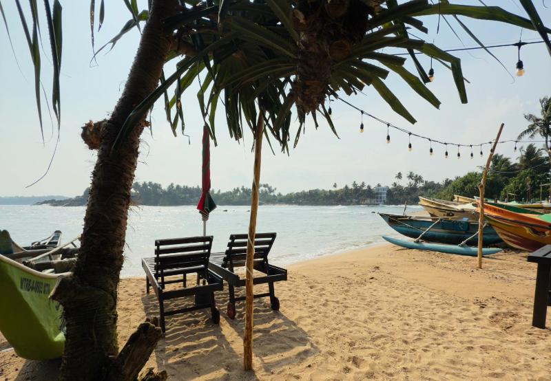 Beliwatta Beach Villa Talalla - image 8