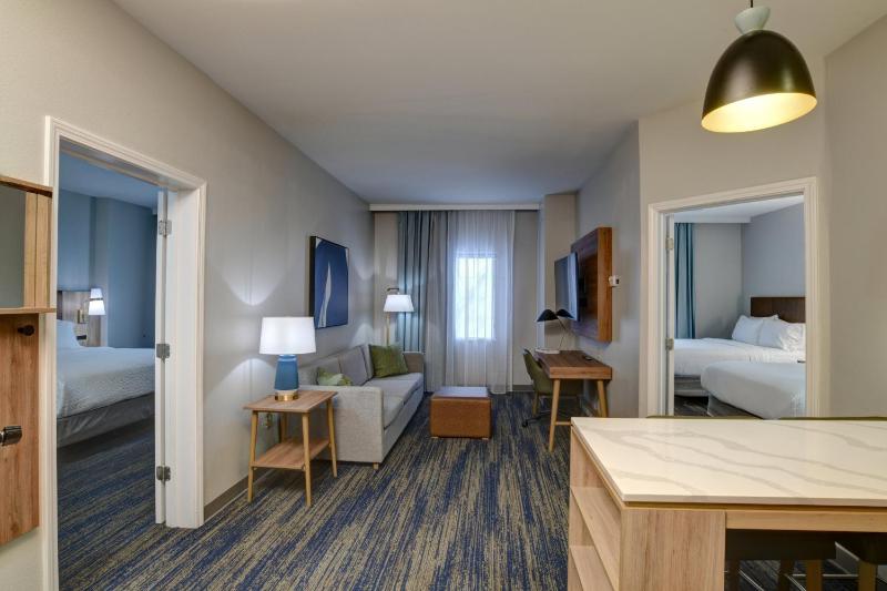 Two-Bedroom Suite image 3