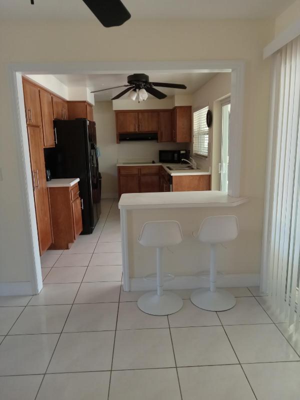 villa - Sleeps 6 & sports boat - image 6