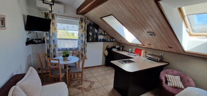 Apartment image 3