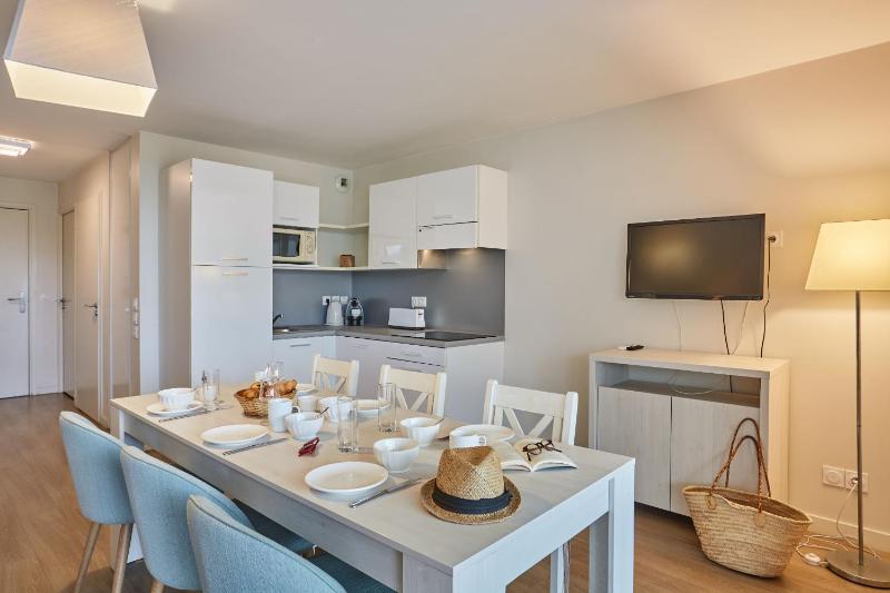 Apartment (7 Adults) image 2