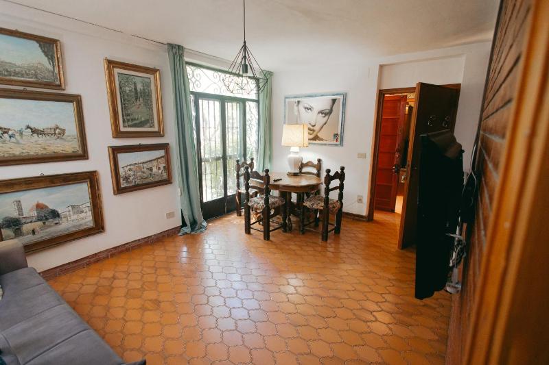 Enzo’s House - image 18