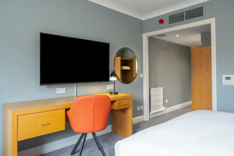 Standard Double Room - Disability Access image 3
