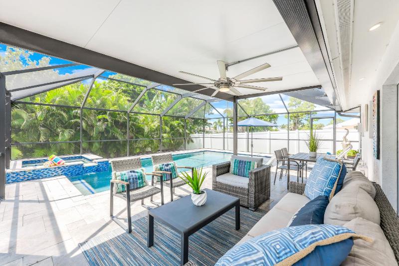 Sea-Renity - 1 Mile To The Beach! Salt Water Pool with Private Shower Pet Friendly Getaway - image 35