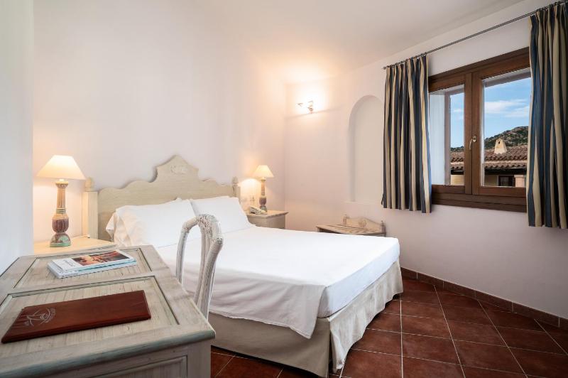 Double or Twin Room image 1