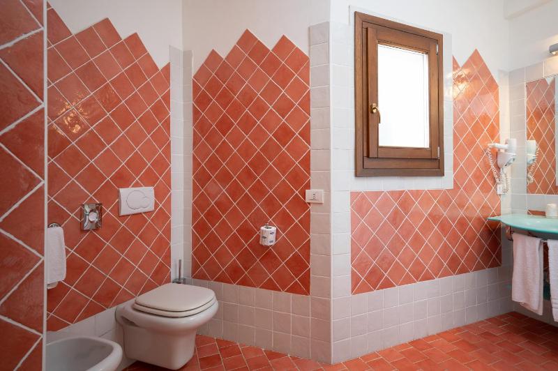 Superior Double or Twin Room image 3