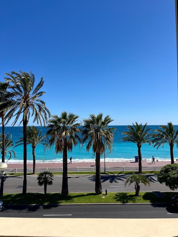 Privilege Triple Room with Sea View image 1