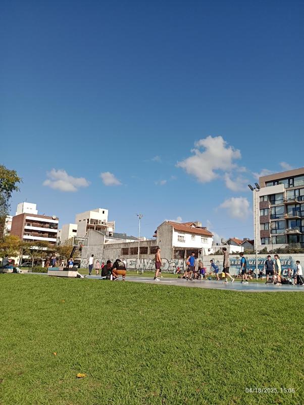 House City zona comercial Guemes libre estacionamiento - image 15