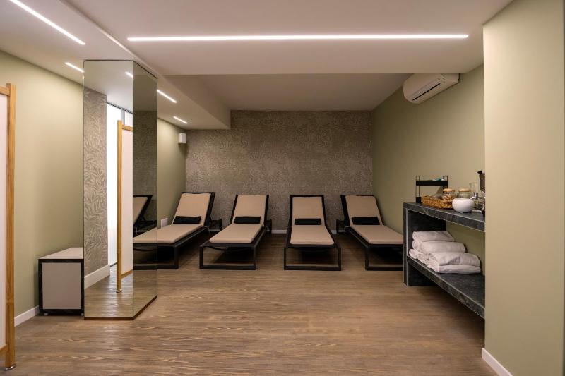 Hotel Astoria - image 37