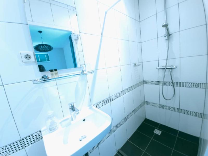 Double or Twin Room with Shared Bathroom image 2