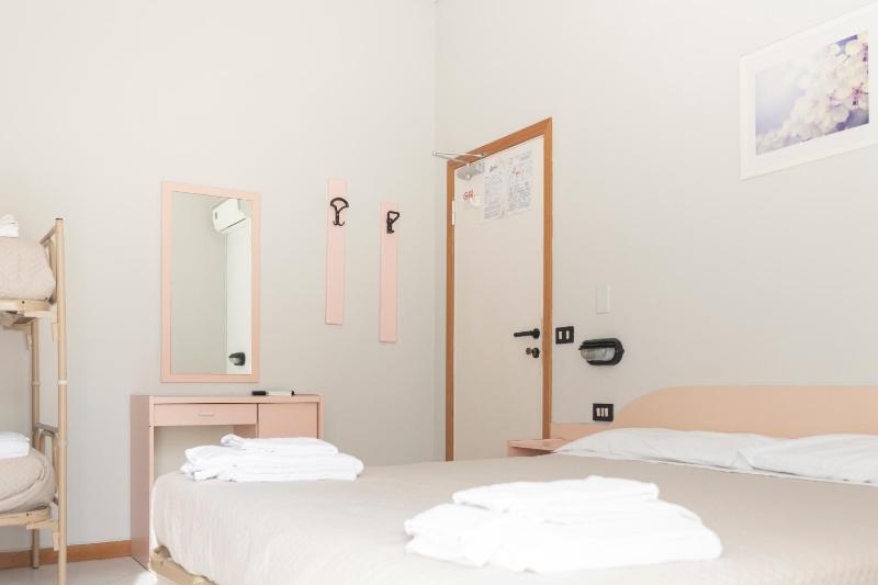 Hotel Laura - image 2