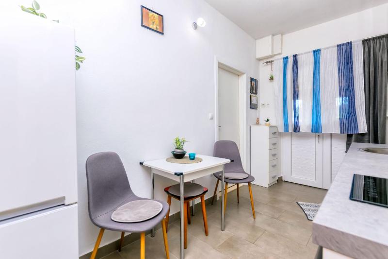Apartment New - image 3