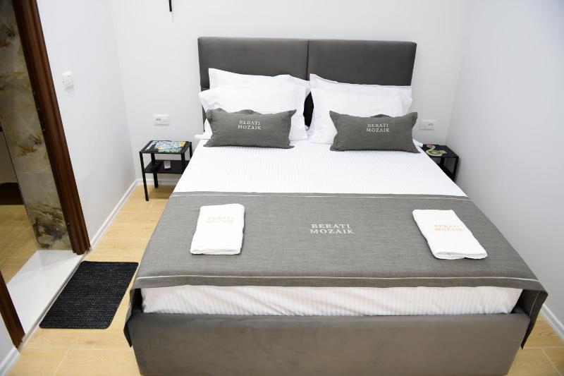Berati Mozaik Sweet Home - image 9