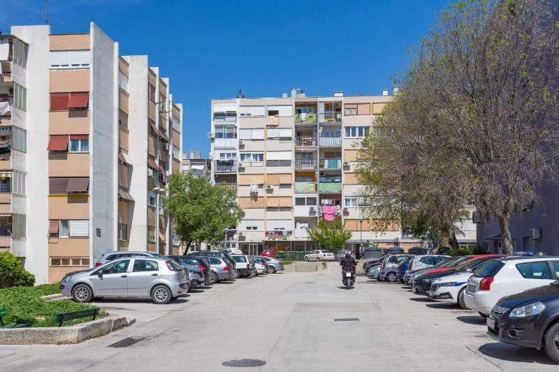 Apartments with WiFi Split - 24241 - image 10