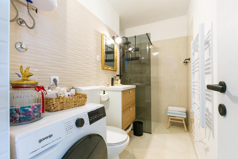 Apartments with WiFi Split - 24241 - image 2